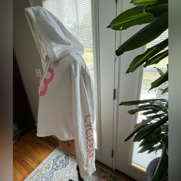NWT Cyclebar Raw Edge Cropped Hoodie! - Picture 3 of 6